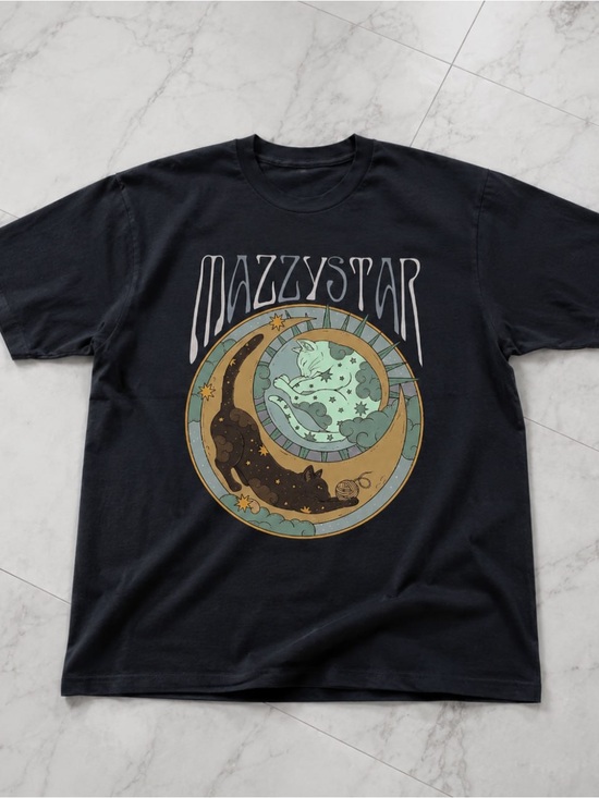 Gildan Tops - Mazzy Star Moon & Cat Print Graphic Tee Black